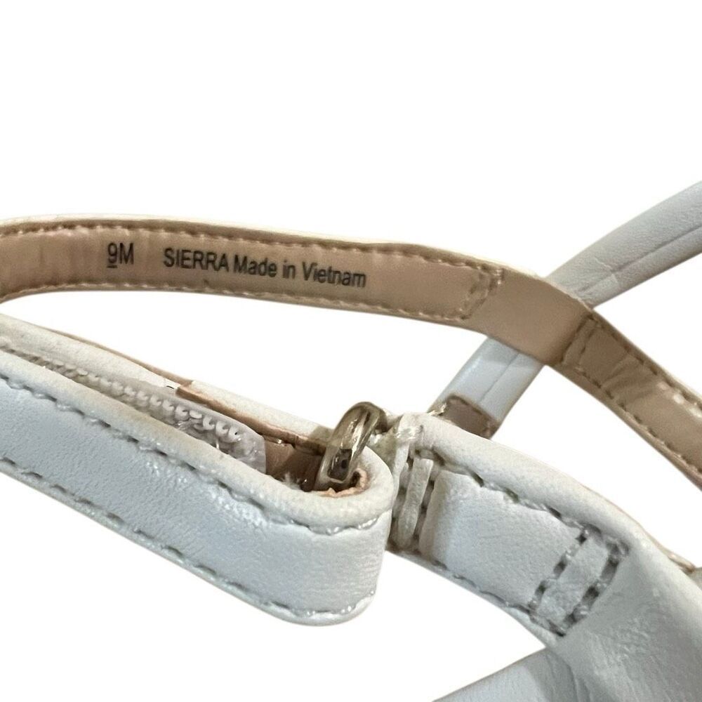 NIB SOUL Naturalizer Women's White Sierra Gladiator Strappy Flat Sandals Size 9 - Picture 10 of 11